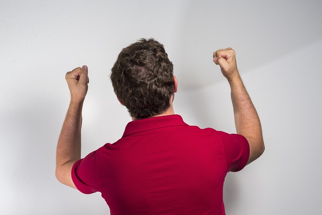 悲喜夜！利物浦不敌纽卡5天丢2冠，巴萨逆转马竞.